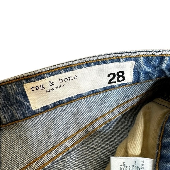 Rag & Bone Dre Denim Shorts in Jones with holes Wash - Picture 5 of 9